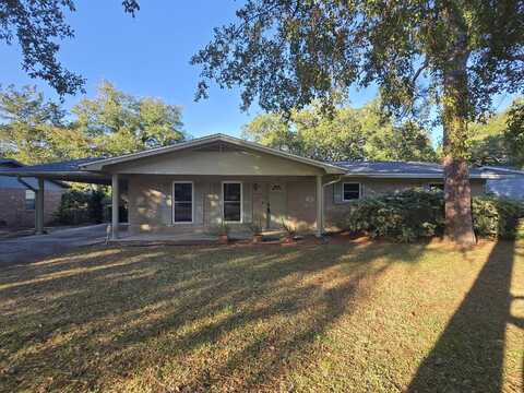 221 Chateaugay Street, Fort Walton Beach, FL 32548