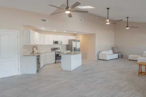 2330 VALLE DEL SOL Court SW, Albuquerque, NM 87105