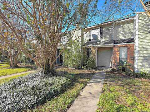 5140 Sleepy Hollow Dr, Baton Rouge, LA 70817