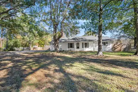 10466 BLACKWATER RD, Baker, LA 70714