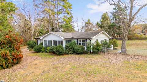 325 Wall Street, Campobello, SC 29322