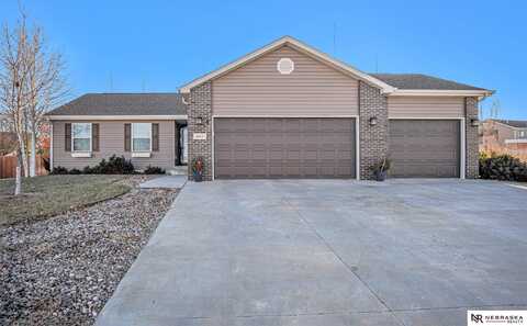 4125 W Ludwig Circle, Lincoln, NE 68528