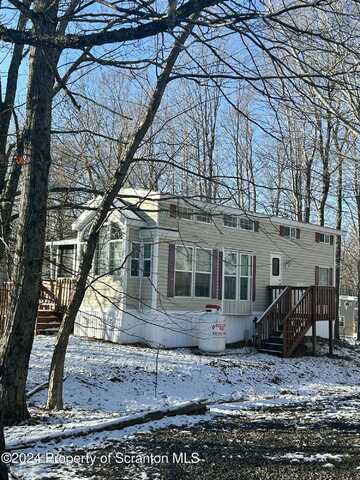 692 Snowshoe Dr, Covington, PA 18424