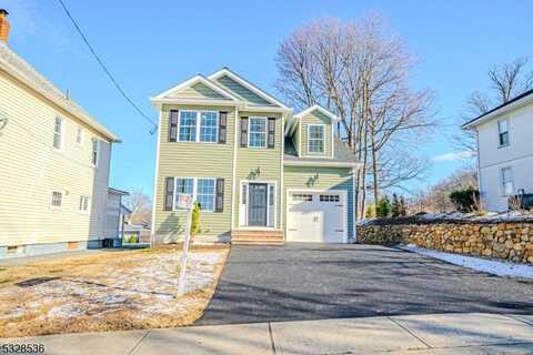 17 Church St, Netcong, NJ 07857