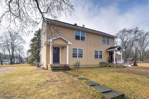 21 Corwin St, Roxbury Township, NJ 07847