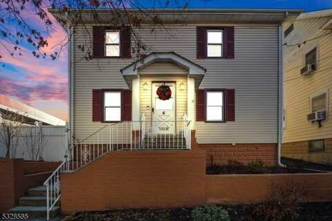 4-6 Tiffany Blvd, Newark, NJ 07104