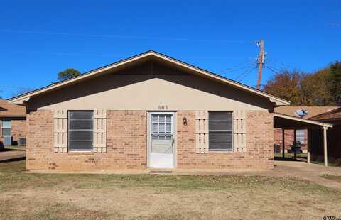 803 Oakwood St., Whitehouse, TX 75791