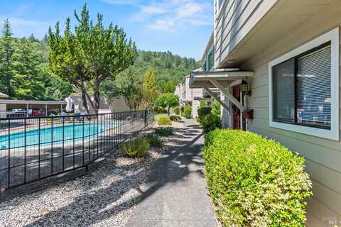 280 San Jacinta Drive, Ukiah, CA 95482