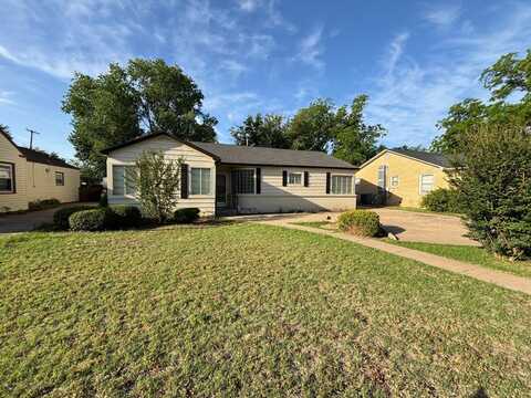 2825 24th Street, Lubbock, TX 79410