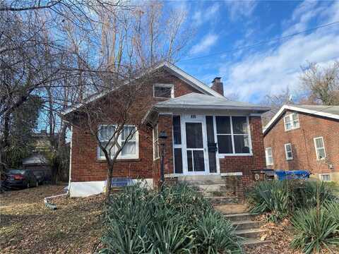 115 Lawrence Avenue, Saint Louis, MO 63135