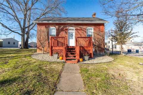 9 E 4th Street, Wentzville, MO 63385