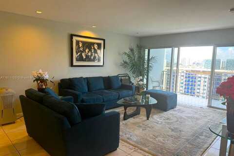 500 Bayview Dr, Sunny Isles Beach, FL 33160