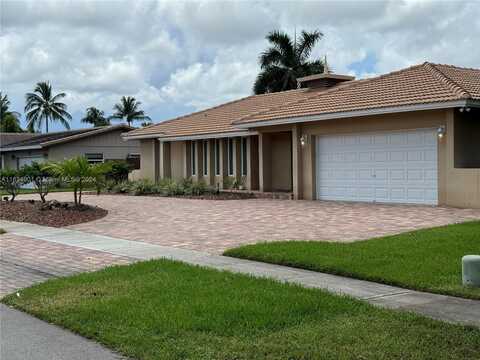 5921 SW 17th Ct, Plantation, FL 33317