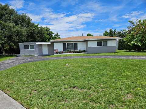 6181 Wiley St, Hollywood, FL 33023