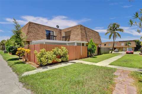 6580 W 24th Ct, Hialeah, FL 33016