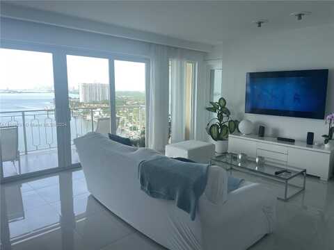 11111 Biscayne Blvd, Miami, FL 33181