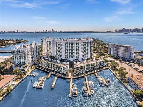 7900 Harbor Island Dr, North Bay Village, FL 33141