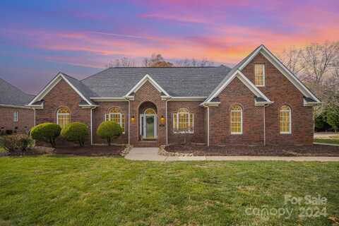 180 Sink Farm Road, Mooresville, NC 28115