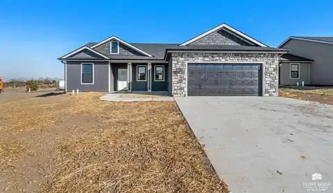 2521 Wren Lane, Junction City, KS 66441