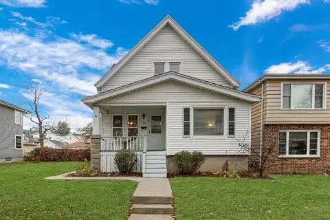 447 S 72nd St, Milwaukee, WI 53214