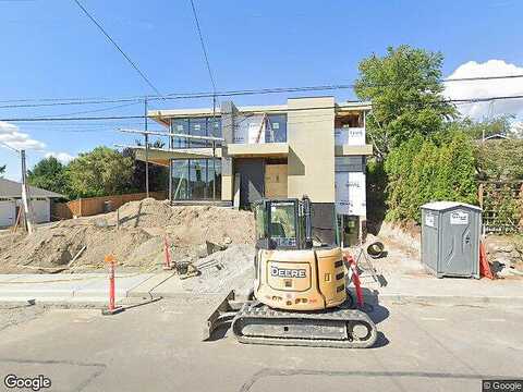 10Th, KIRKLAND, WA 98033