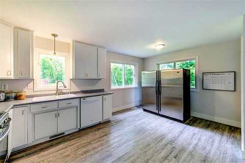 263Rd, LINDSTROM, MN 55045