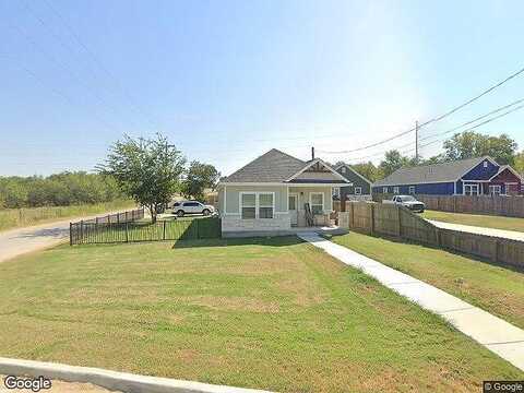 Spruce, LULING, TX 78648