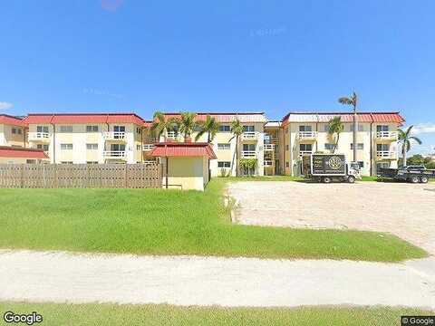 Middle Gulf, SANIBEL, FL 33957