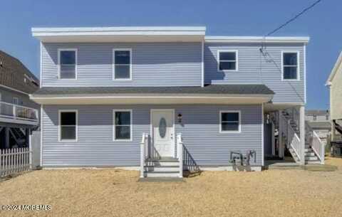 40 Bay Shore Drive, Toms River, NJ 08753