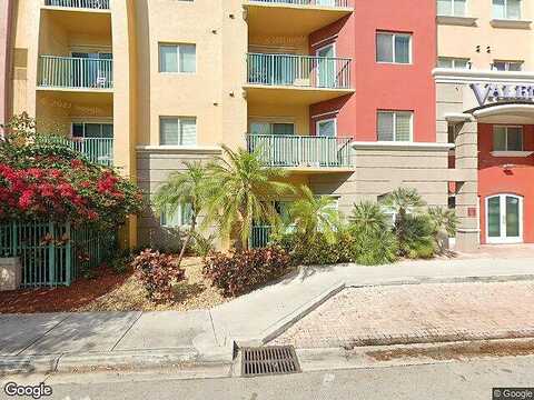 70Th, SOUTH MIAMI, FL 33143