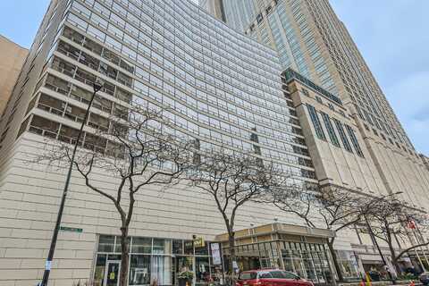 110 E Delaware Place, Chicago, IL 60611