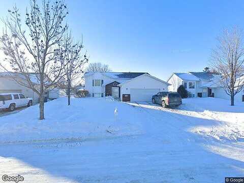 18Th, MOORHEAD, MN 56560