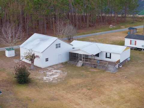 548 Walker Ln, Baxley, GA 31515