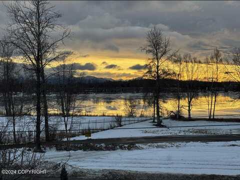 3401 Lakeshore Drive, Anchorage, AK 99517