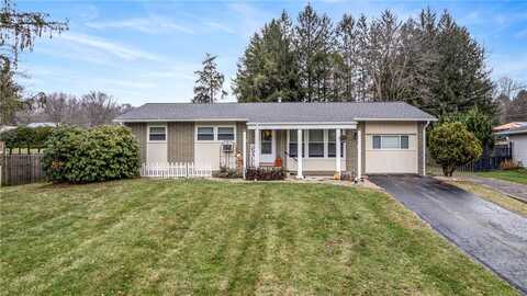 7 Hemlock Dr, Hempfield Twp - MER, PA 16125