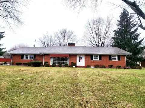 1306 Maplewood Drive, Piqua, OH 45356