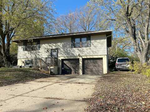 Grove, INDEPENDENCE, MO 64058