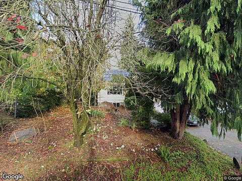 137Th, SEATTLE, WA 98125