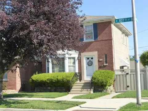 107Th, CHICAGO, IL 60655