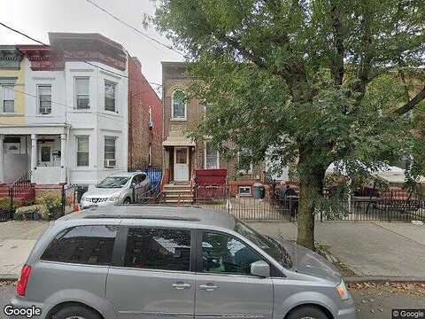 Euclid, BROOKLYN, NY 11208