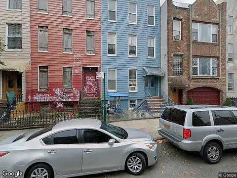 Bleecker, BROOKLYN, NY 11221