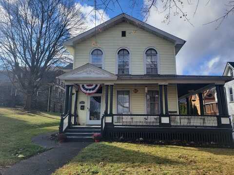 210 Central Avenue, Oil City, PA 16301