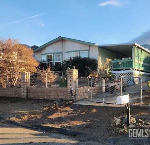 9212 Comanche Way, Weldon, CA 93283