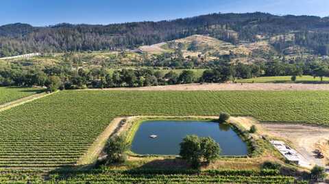 4427 Silverado Trail, Calistoga, CA 94515