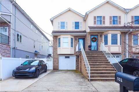 522 Bedford Avenue, Staten Island, NY 10306