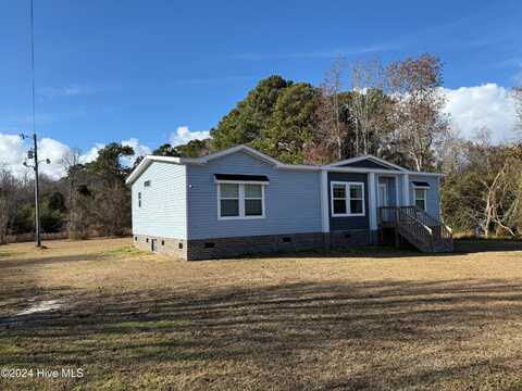 239 Belgrade Swansboro Road, Stella, NC 28582