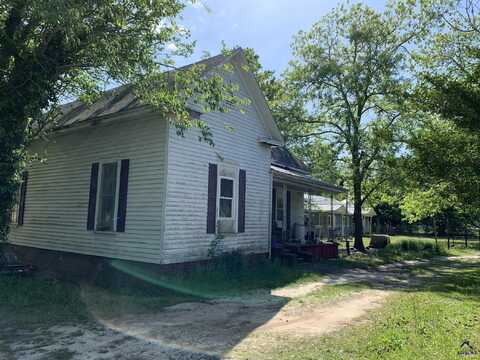 407 3rd Street, Unadilla, GA 31091