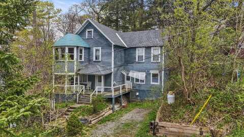 212 Prospect Avenue, Saranac Lake, NY 12983