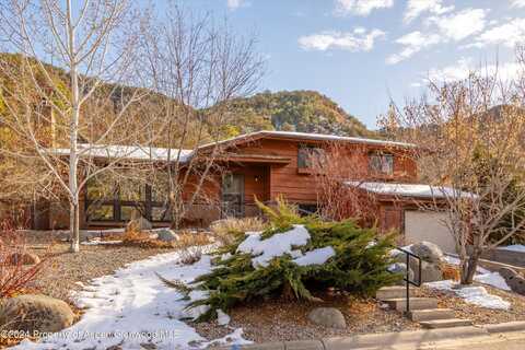 2102 Bennett Avenue, Glenwood Springs, CO 81601