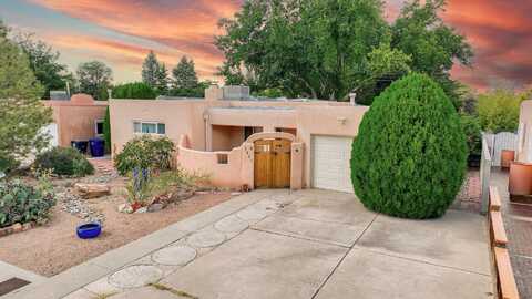 3421 Calle Del Monte NE, Albuquerque, NM 87106